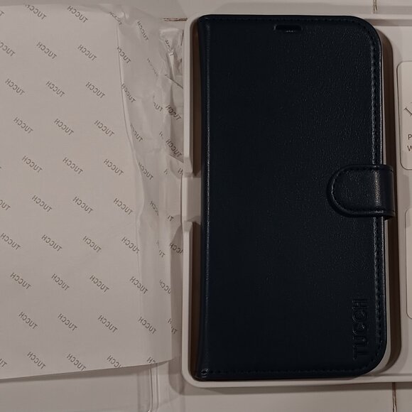 Tucch phone holder / wallet - Picture 2 of 4